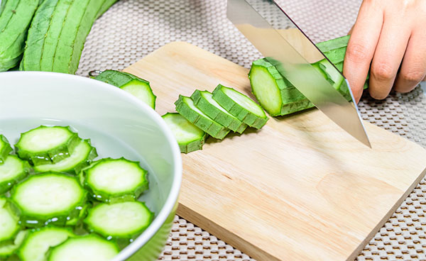 ˿�ϵ�Ӫ����ֵ ��˿����ʲô�ô�